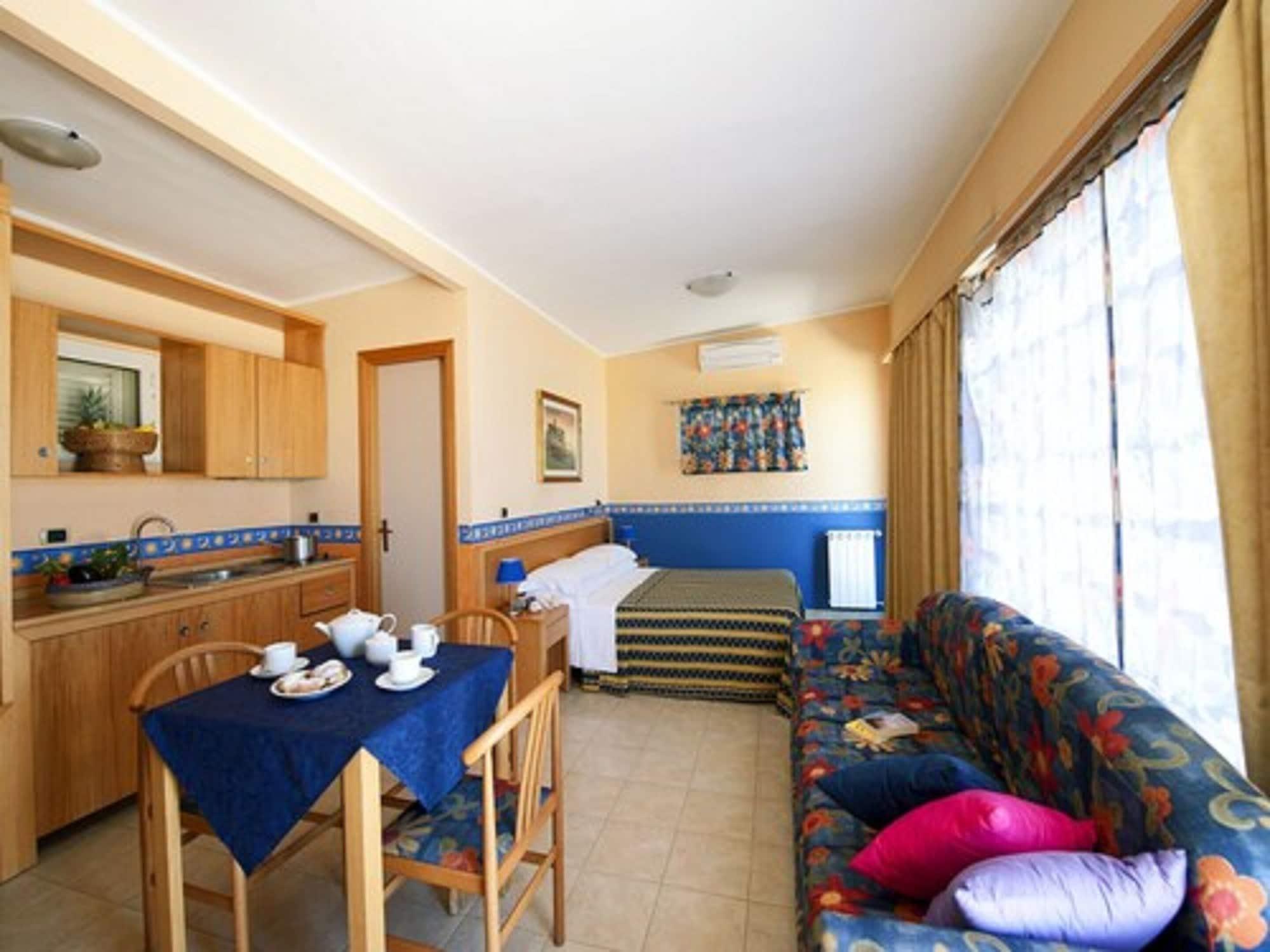Villaggio Albergo Internazionale La Plaja Catania Room photo