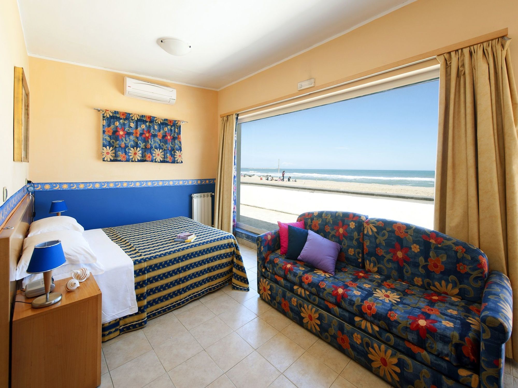 Villaggio Albergo Internazionale La Plaja Catania Exterior photo